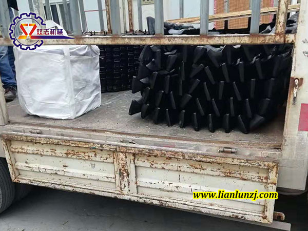 107S刮板橫梁成套出廠，雙志機(jī)械供您所需！