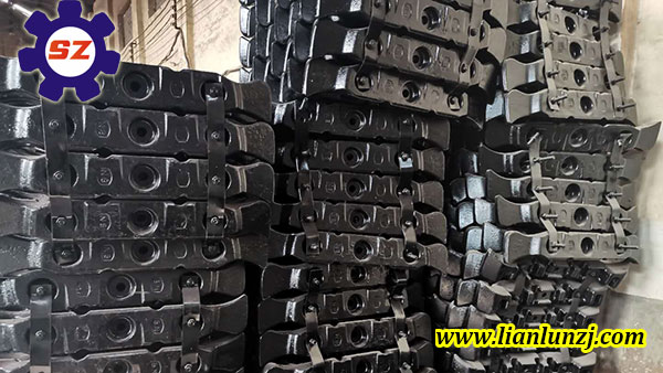 內蒙古客戶訂購123S-02刮板專車發(fā)貨-河南雙志