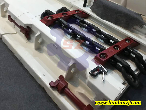 天降暴雨！<i style='color:red'>溜子</i>刮板機(jī)配件正常出庫